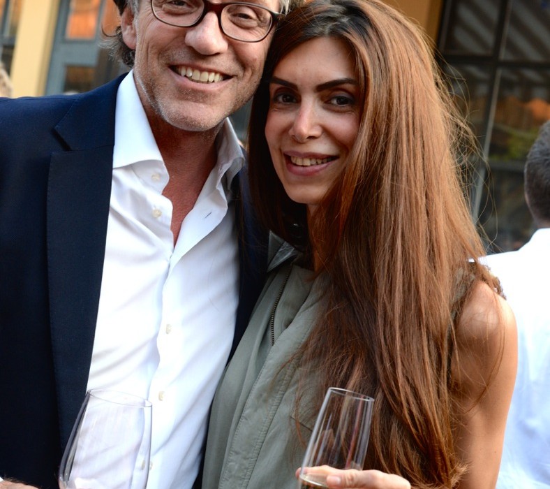 Galerist Christoph Guye mit Leila Mohaghegh